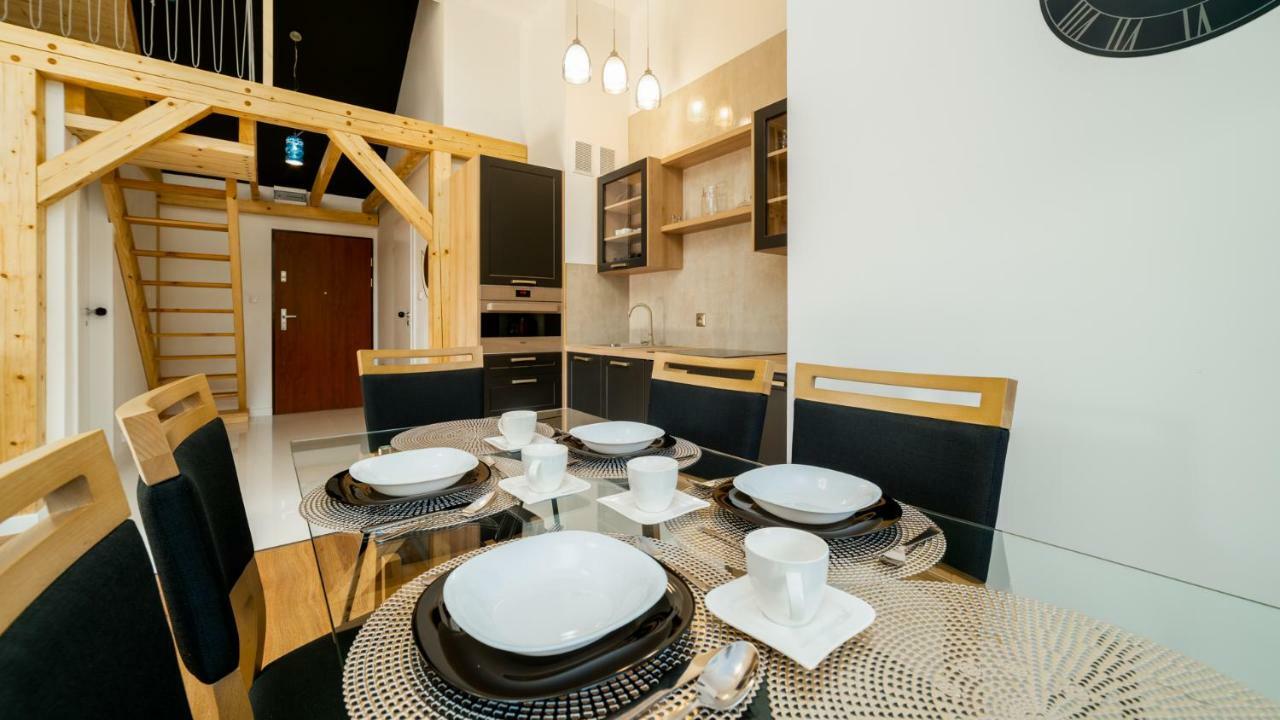 Apartamenty Everysky - Emilii Plater 18-18A كارباش المظهر الخارجي الصورة