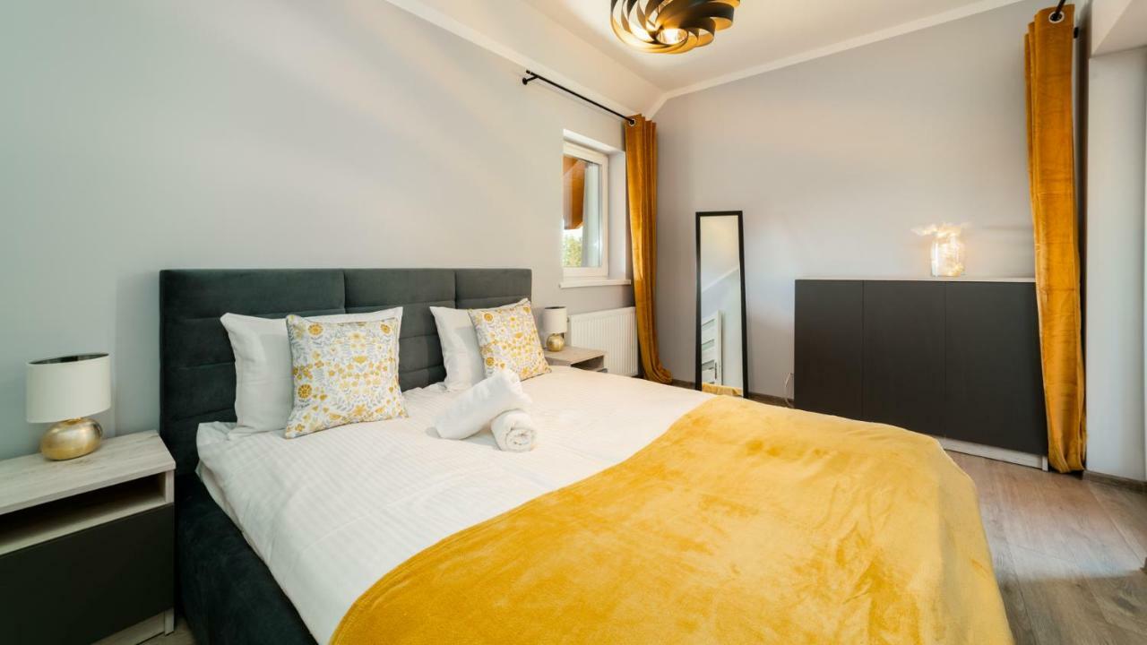 Apartamenty Everysky - Emilii Plater 18-18A كارباش المظهر الخارجي الصورة