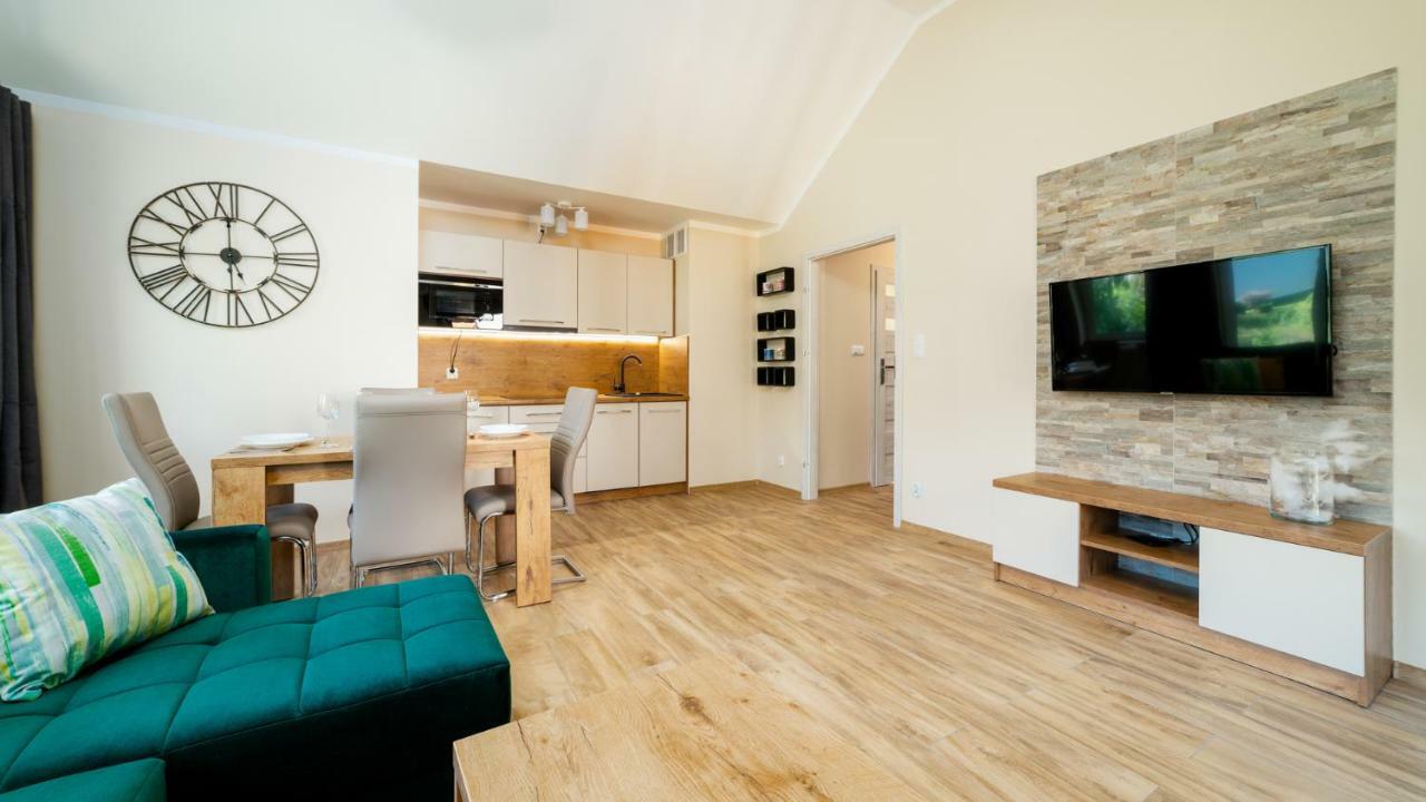 Apartamenty Everysky - Emilii Plater 18-18A كارباش المظهر الخارجي الصورة