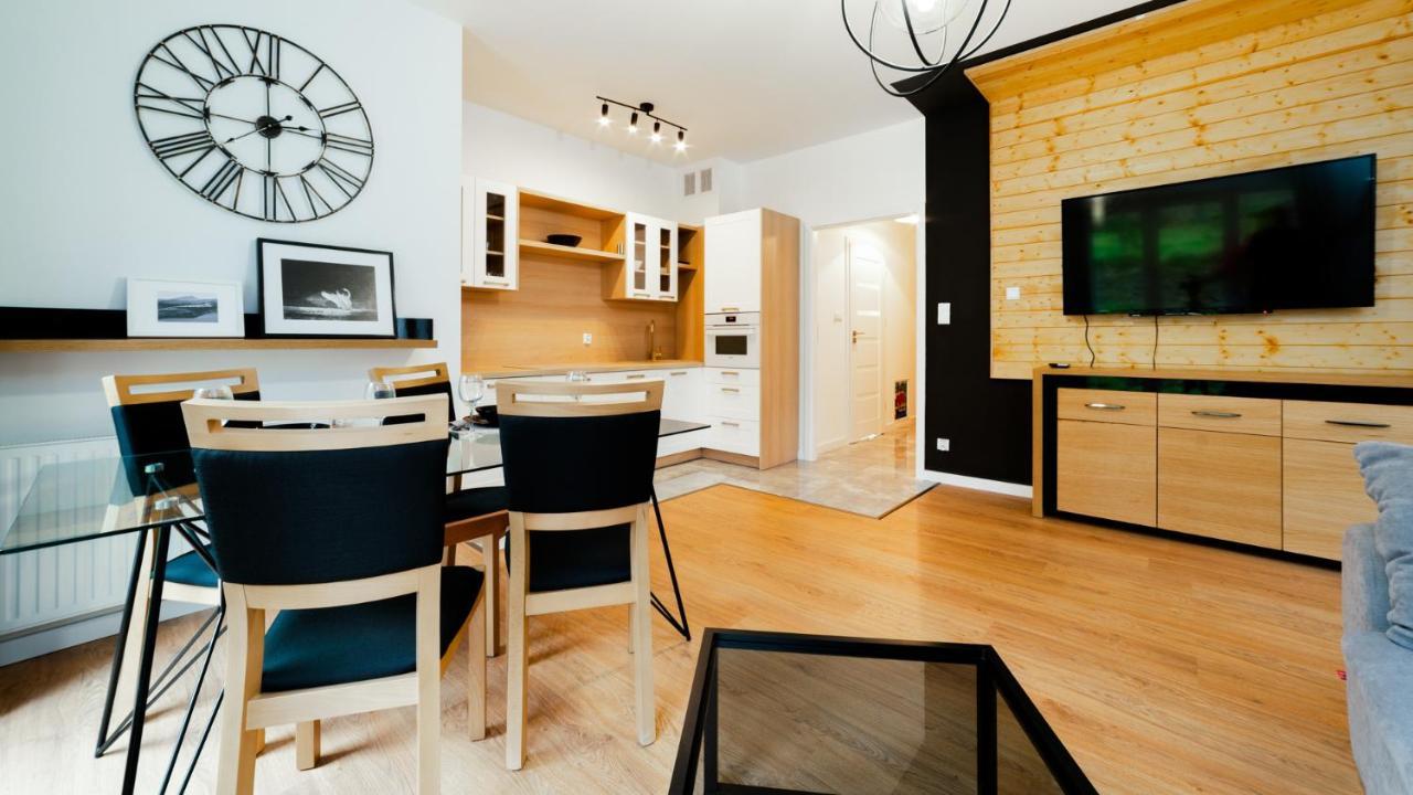 Apartamenty Everysky - Emilii Plater 18-18A كارباش المظهر الخارجي الصورة