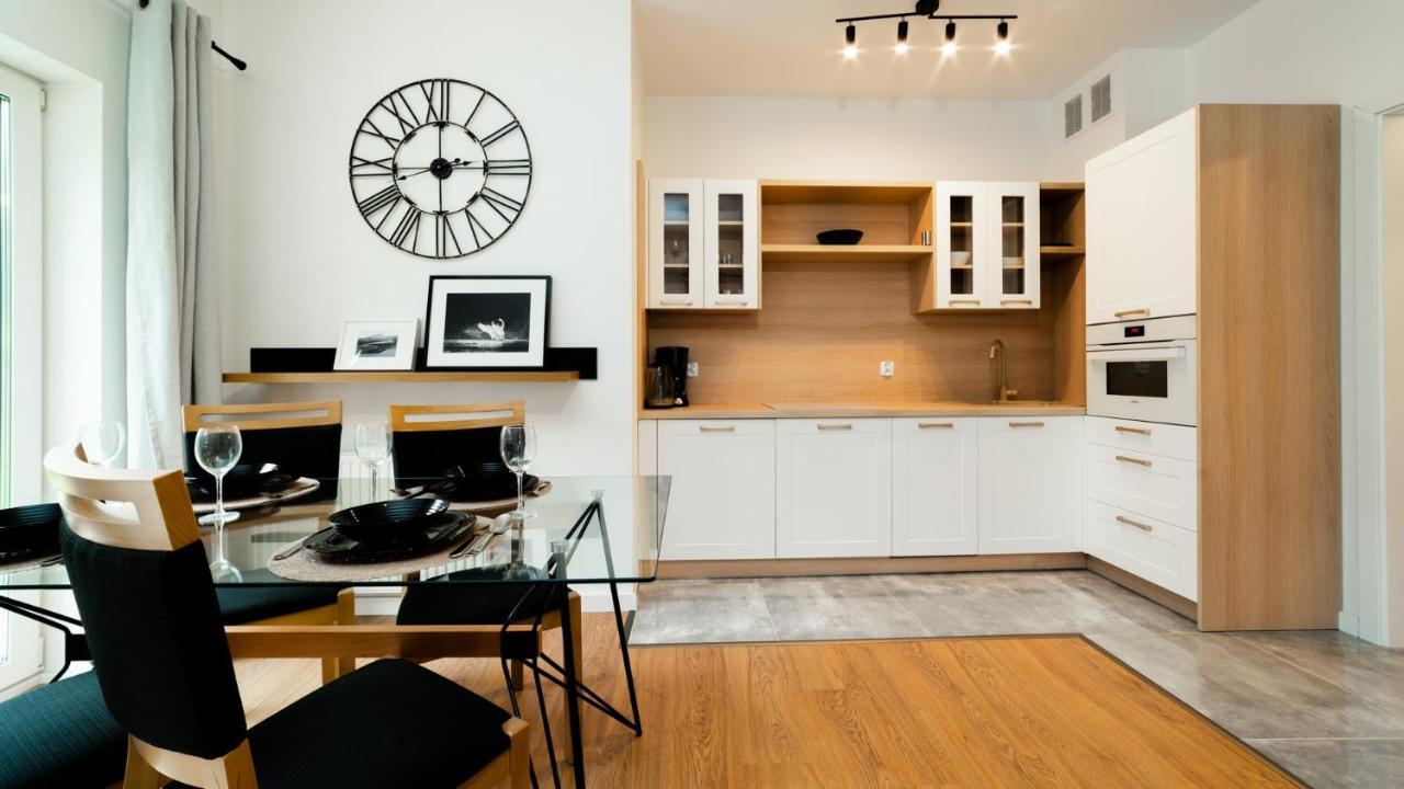 Apartamenty Everysky - Emilii Plater 18-18A كارباش المظهر الخارجي الصورة